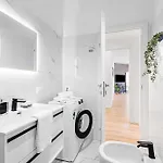 Apartment Specchio Di Cielo Center - Happy Arona