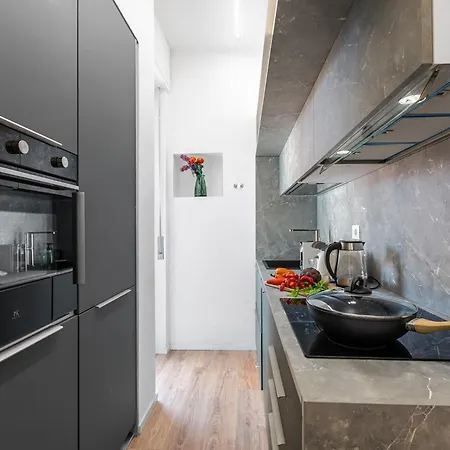 Specchio Di Cielo Center - Happy * Arona