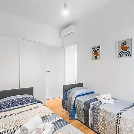 Specchio Di Cielo Center - Happy Apartamento