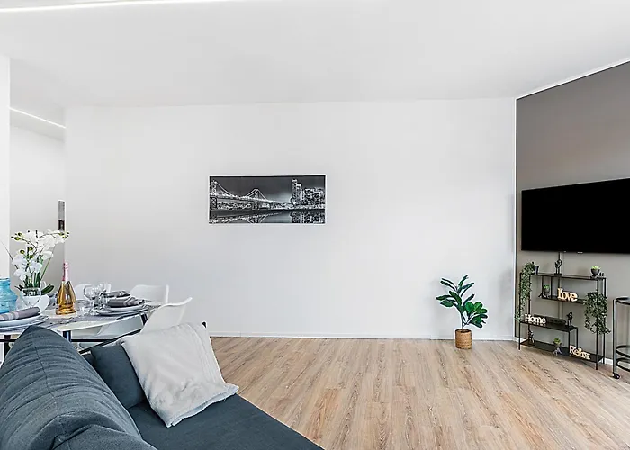 Appartement Specchio Di Cielo Center - Happy Arona